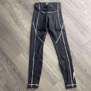NWOT Reebok Leggings